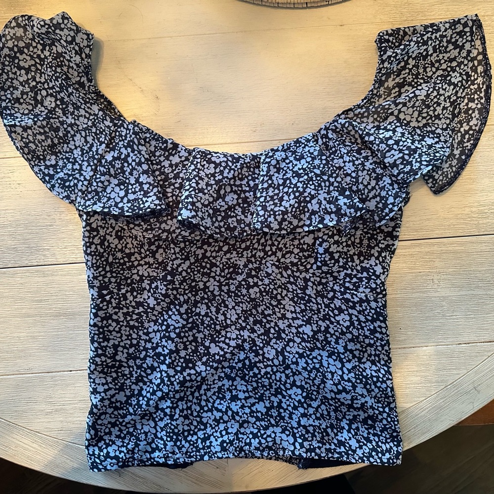 NWT Abercrombie and fitch size XXS blouse